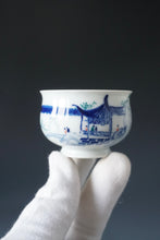 Load image into Gallery viewer, 80ml Qinghua Hometown Courtyard Porcelain Teacup by KuangShi 青花匡石故乡庭院杯