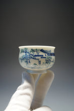 Load image into Gallery viewer, 80ml Qinghua Hometown Courtyard Porcelain Teacup by KuangShi 青花匡石故乡庭院杯