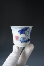 Load image into Gallery viewer, 90ml Qinghua Rooster Porcelain Teacup by KuangShi 青花匡石荫满中庭杯