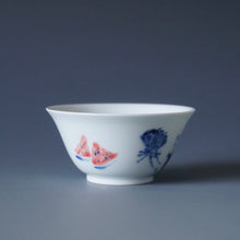 Load image into Gallery viewer, 60ml Qinghua Fan and Teapot Porcelain Teacup by KuangShi 青花匡石手绘消暑莲子杯