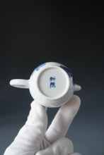 Load image into Gallery viewer, Qinghua Spider and Banana Leaf Jingdezhen Fine Porcelain Teapot by Master KuangShi 青花匡石蛛网芭蕉高仕壶 110ml