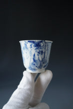 Load image into Gallery viewer, 85ml Qinghua Gourd Porcelain Teacup by KuangShi 青花匡石葫芦多福杯