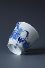 Load image into Gallery viewer, 85ml Qinghua Crane and Pine Tree Porcelain Teacup by KuangShi 青花匡石手绘花鸟松风杯