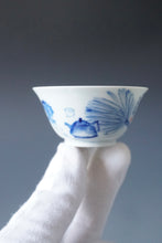 Load image into Gallery viewer, 60ml Qinghua Fan and Teapot Porcelain Teacup by KuangShi 青花匡石手绘消暑莲子杯