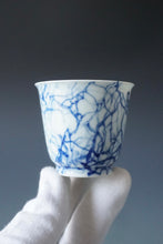 Load image into Gallery viewer, 85ml Qinghua Birds on the Tree Porcelain Teacup by KuangShi 青花匡石手绘花鸟麻雀杯