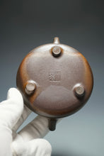 Load image into Gallery viewer, Wood Fired Dicaoqing Ziye Shipiao Yixing Teapot 柴烧底槽清子冶石瓢 145ml
