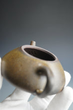 Load image into Gallery viewer, Wood Fired Dicaoqing Ziye Shipiao Yixing Teapot 柴烧底槽清子冶石瓢 145ml