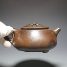 Load image into Gallery viewer, Wood Fired Lao Zini from Huanglong Shan No.5 Mine Manpiao Yixing Teapot 柴烧老紫泥满瓢 430ml