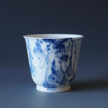 Load image into Gallery viewer, 85ml Qinghua Gourd Porcelain Teacup by KuangShi 青花匡石葫芦多福杯