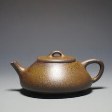 Load image into Gallery viewer, Wood Fired Dicaoqing Ziye Shipiao Yixing Teapot 柴烧底槽清子冶石瓢 145ml