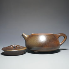 Load image into Gallery viewer, Wood Fired Lao Zini from Huanglong Shan No.5 Mine Manpiao Yixing Teapot 柴烧老紫泥满瓢 430ml