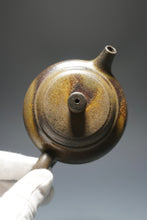 Load image into Gallery viewer, Wood Fired Dicaoqing Dezhong Yixing Teapot 底槽清柴烧德钟 240ml