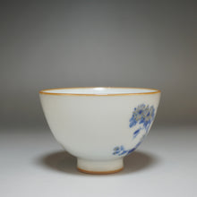 Load image into Gallery viewer, 120ml Qinghua Chrysanthemum and Butterfly Moon White Ruyao Teacup 月白菊花蝶杯