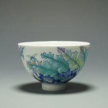 Load image into Gallery viewer, Wood Fired Doucai Bird and Banana Leaf Jingdezhen Porcelain Teacup 柴窑斗彩蕉叶杯 100ml