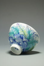 Load image into Gallery viewer, Wood Fired Doucai Bird and Banana Leaf Jingdezhen Porcelain Teacup 柴窑斗彩蕉叶杯 100ml