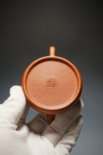 Load image into Gallery viewer, Zhuni Dahongpao Limao Yixing Teapot 朱泥大红袍笠帽 115ml