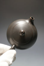 Load image into Gallery viewer, 120ml Xishi Dark Grey Nixing Teapot by Li Wenxin 李文新泥兴西施 (深)