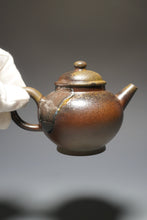 Load image into Gallery viewer, Wood Fired Lao Zini Julunzhu Yixing Teapot 柴烧老紫泥巨轮珠 200ml