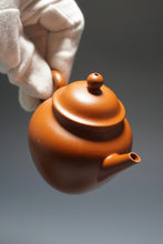 Load image into Gallery viewer, Zhaozhuang Zhuni Lianzi Yixing Teapot 赵庄朱泥莲子 115ml