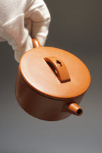 Load image into Gallery viewer, Fully Handmade Zhuni Hanwa Teapot by Tan Defang 全手工谭德芳极品朱泥汉瓦 170ml
