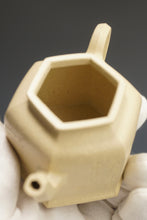 Load image into Gallery viewer, Fully Handmade Pear Skin Benshan Duanni Hexagon Xiaojinzhong Teapot with carvings by Liu Wei 全手工刘伟梨皮本山段六方小金钟 110ml