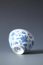 Load image into Gallery viewer, Wood Fired Qinghua Flowers Jingdezhen Porcelain Teacup 柴窑青花花卉杯 100ml
