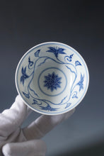 Load image into Gallery viewer, Wood Fired Qinghua Lillies Jingdezhen Porcelain Teacup 柴窑青花百合杯 140ml