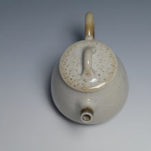 Load image into Gallery viewer, Inge Nielsen Porcelain Shino Carbontrap Tall Shipiao 100ml