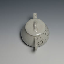 Load image into Gallery viewer, shino porcelain shipiao teapot for gongfu cha by Inge Nielsen.