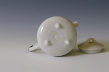 Load image into Gallery viewer, Inge Nielsen Carbontrap Shino Tall Shipiao 85ml