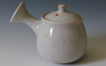 Load image into Gallery viewer, Inge Nielsen Shino Kyusu 70ml