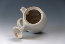 Load image into Gallery viewer, Inge Nielsen Shino Kyusu 70ml