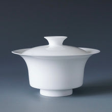 Load image into Gallery viewer, Light Cloud Tianbai White Jingdezhen Porcelain Gaiwan 甜白两才轻云盖碗 110ml