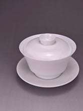 Load image into Gallery viewer, 180ml Big Horseshoe Tianbai Jingdezhen Porcelain Gaiwan