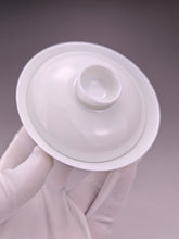 Load image into Gallery viewer, 180ml Big Horseshoe Tianbai Jingdezhen Porcelain Gaiwan