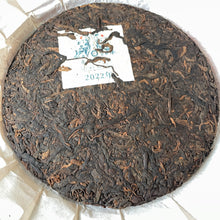 Load image into Gallery viewer, 2022 Azure Spring LINCANG Ancient Ripe Pu'er Tea Cake