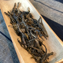 Load image into Gallery viewer, 2023 Spring Azure Spring BAOSHAN Huishan Big Tree Raw Pu'er Tea Cake