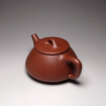 Load image into Gallery viewer, Red Jiangponi Pinggai Shipiao Yixing Teapot 降坡泥平盖石瓢 110ml