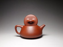 Load image into Gallery viewer, Red Jiangponi Pinggai Shipiao Yixing Teapot 降坡泥平盖石瓢 110ml