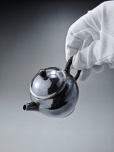 Load image into Gallery viewer, 999 Pure Silver Handmade Lianzi Hammered Teapot 全手工纯银999莲子银壶 130ml