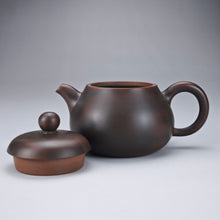 Load image into Gallery viewer, 140ml Pear Nixing Teapot by Wu Sheng Sheng 吴盛胜坭兴梨形