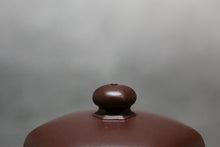 Load image into Gallery viewer, Lao Zini Hexagon Lianzi Yixing Teapot 老紫泥六方莲子 215ml