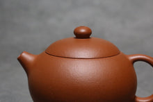 Load image into Gallery viewer, Zhuni Xishi Yixing Teapot 朱泥西施 110ml