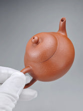 Load image into Gallery viewer, Zhuni Dahongpao Pear Yixing Teapot 朱泥大红袍梨形 120ml