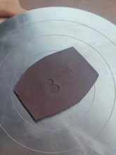 Load and play video in Gallery viewer, Lao Zini Hexagon Lianzi Yixing Teapot 老紫泥六方莲子 215ml