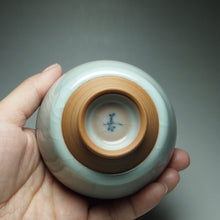 Load image into Gallery viewer, 100ml Limited Edition Ruyao FangHua 汝窑芳华茶杯