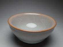 Load image into Gallery viewer, 100ml Limited Edition Ruyao FangHua 汝窑芳华茶杯