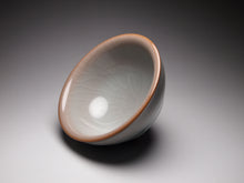 Load image into Gallery viewer, 100ml Limited Edition Ruyao FangHua 汝窑芳华茶杯