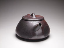 Load image into Gallery viewer, Wood Fired Shipiao Lao Zini Yixing Teapot no.2 柴烧老紫泥石瓢 110ml