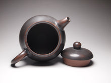 Load image into Gallery viewer, 115ml Junle Nixing Teapot by Wu Sheng Sheng 吴盛胜坭兴君乐